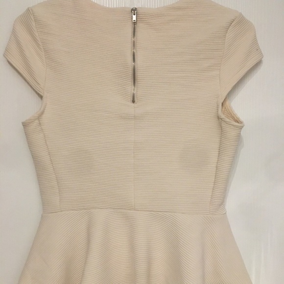 Nude Ribbed Cap Sleeve Top - Picture 2 of 3